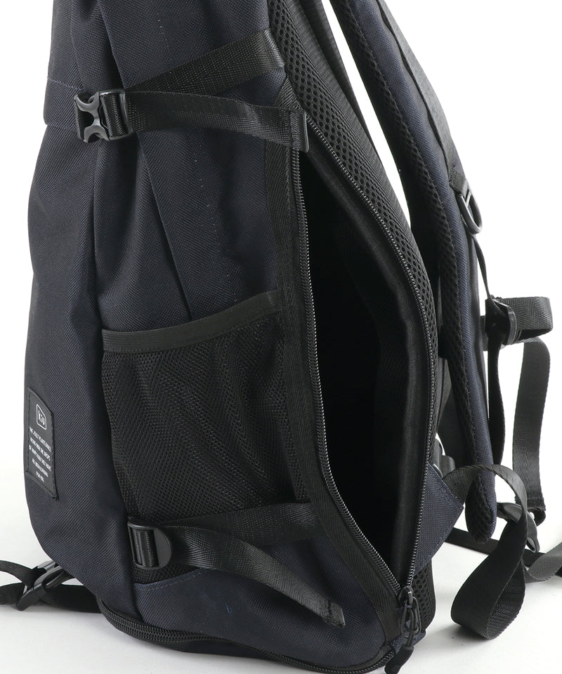 KiU（キウ）600D バックパック k111