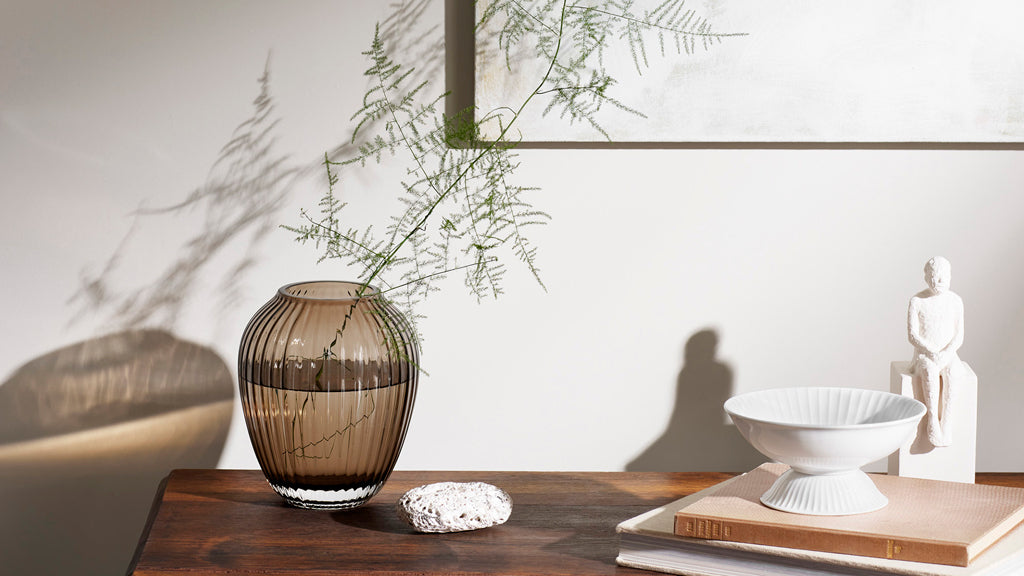 KÄHLER（ケーラー）HAMMERSHØI Vase（ハンマースホイ ヴェース）ガラスベース（ウォールナット） H18.5cm
