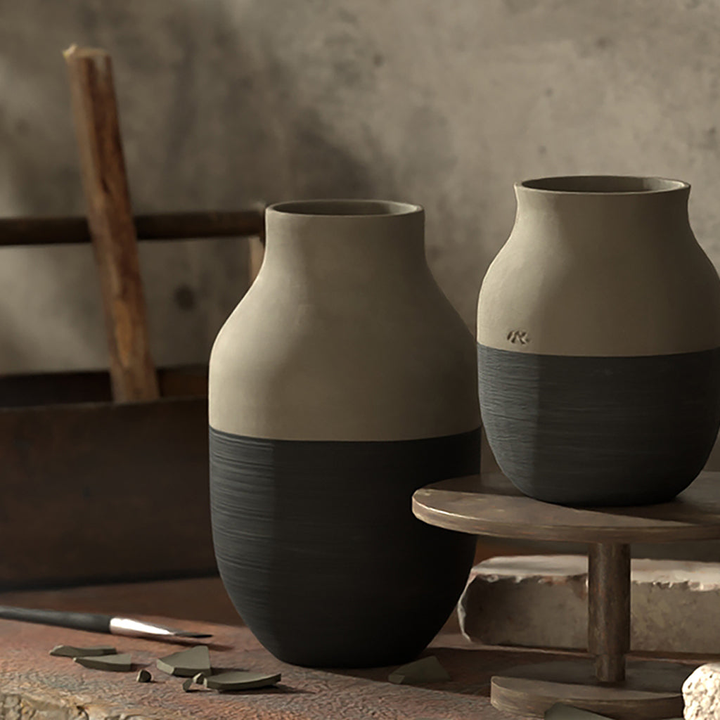 KÄHLER（ケーラー）OMAGGIO CIRCULARE（オマジオ サーキュラー）ベース（グレー） H31cm