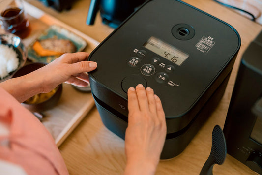 象印 STAN. IH炊飯ジャー 5.5合炊き ブラック / ホワイト ZOJIRUSHI NW-SB10 ＜ラッピング対象外＞
