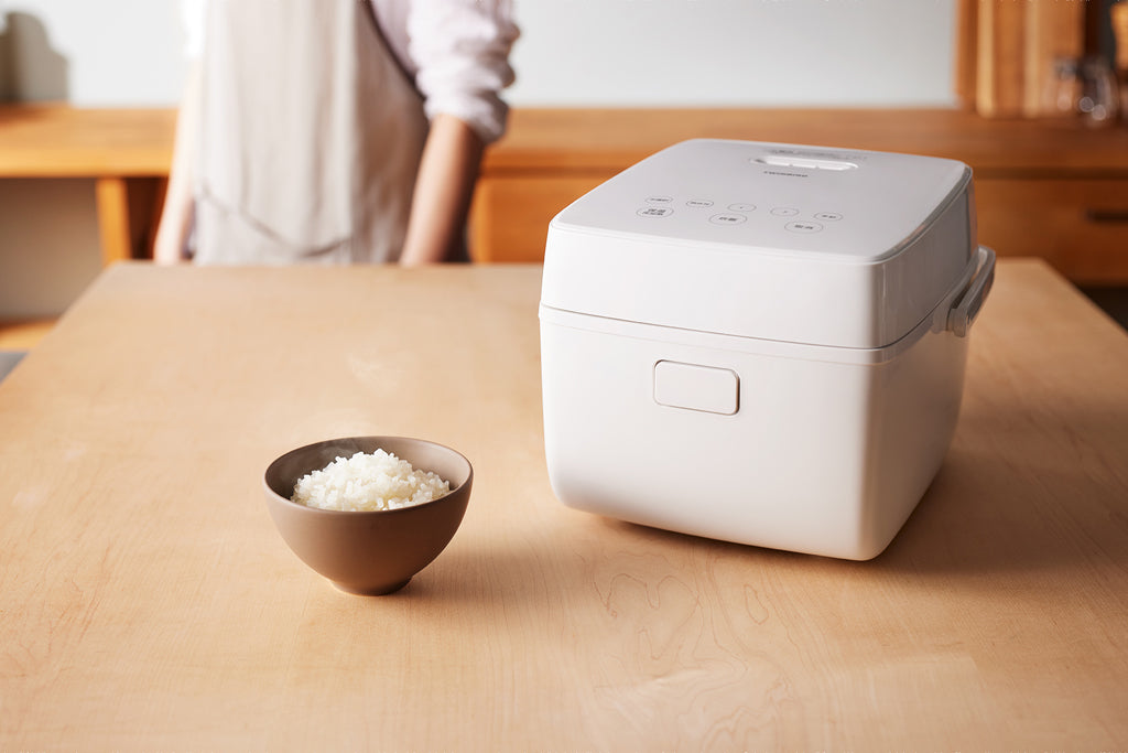 TWINBIRD（ツインバード）はやくておいしい3合 IH炊飯器 ホワイト/ブラック RM-D793 ＜ラッピング対象外＞