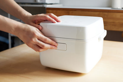 TWINBIRD（ツインバード）はやくておいしい3合 IH炊飯器 ホワイト/ブラック RM-D793 ＜ラッピング対象外＞