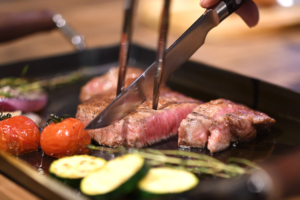 AUX（オークス）ステーキナイフ＆ミートフォーク [大人の鉄板]  日本製 ＜ラッピング対象外＞