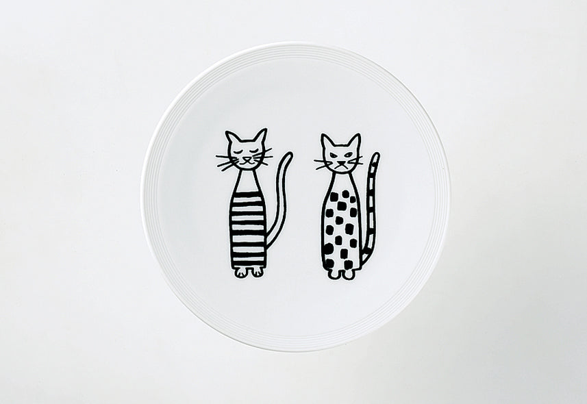 【SALE】Bitte Stenstrom（ビッテ ステンストローム）2CATS（ツーキャッツ）プレートM 波佐見焼 日本製