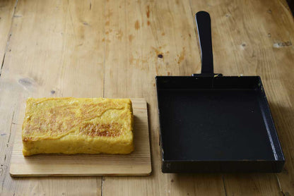 la base（ラバーゼ）鉄フライパン 玉子焼き器 18×18cm 日本製