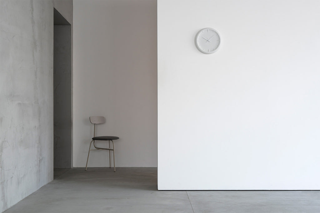 Lemnos RELIEF（レリーフ）ホワイト 掛け時計 RF22-06 WH