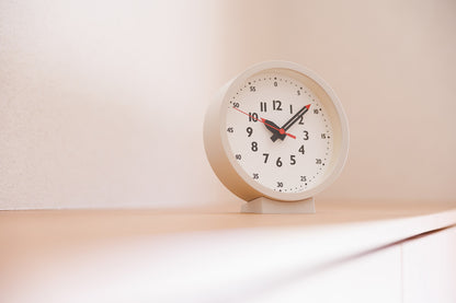 Lemnos fun pun clock for table  [ ふんぷんくろっく フォア テーブル ]   置き時計ホワイト YD18-04